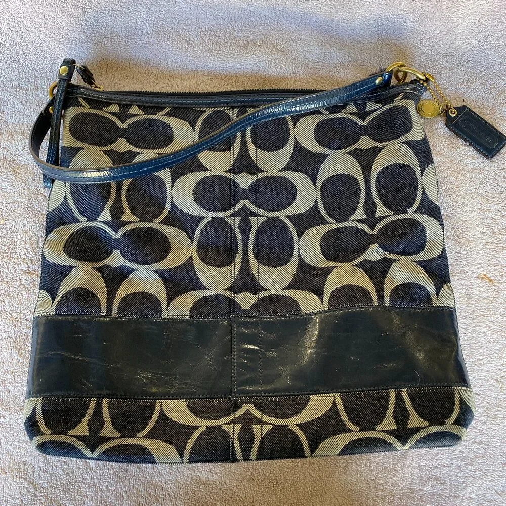 Coach Signature Canvas & Leather Hobo Shoulder Bag (Style No. D0873-12549) - Picture 2 of 8